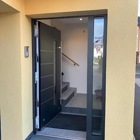 Apartment 1 Mit Bad Ohne Kueche, 1 Person, 15 Qm, Direkt An Der Aach