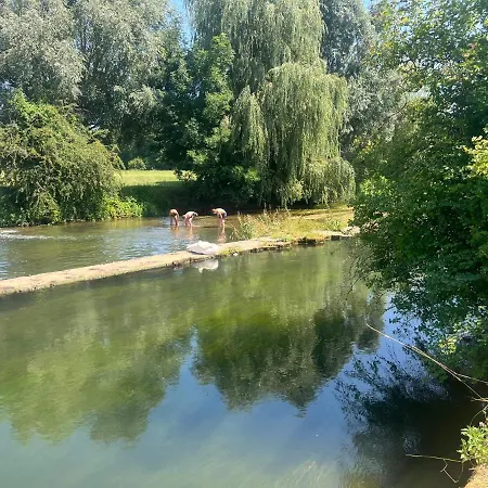 Apartment 1 Mit Bad Ohne Kueche, 1 Person, 15 Qm, Direkt An Der Aach Singen