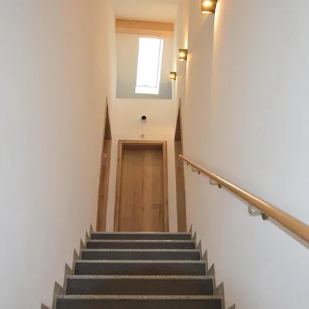 1 Mit Bad Ohne Kueche, 1 Person, 15 Qm, Direkt An Der Aach * Singen