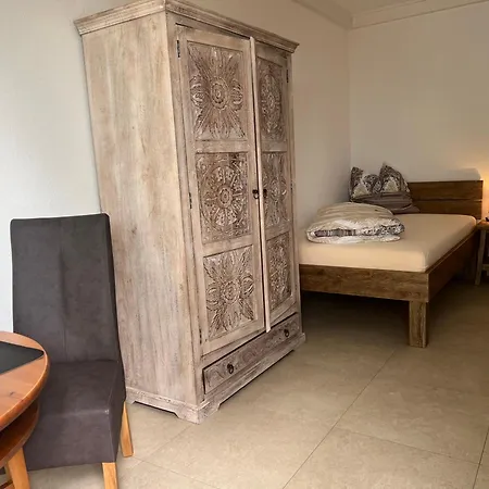 1 Mit Bad Ohne Kueche, 1 Person, 15 Qm, Direkt An Der Aach Apartment