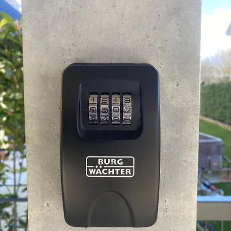 Apartment 1 Mit Bad Ohne Kueche, 1 Person, 15 Qm, Direkt An Der Aach