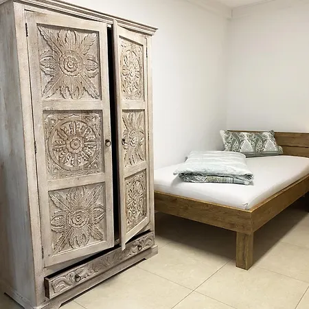 1 Mit Bad Ohne Kueche, 1 Person, 15 Qm, Direkt An Der Aach *